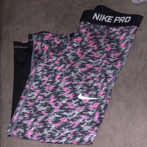 Nike Pro Capri leggings